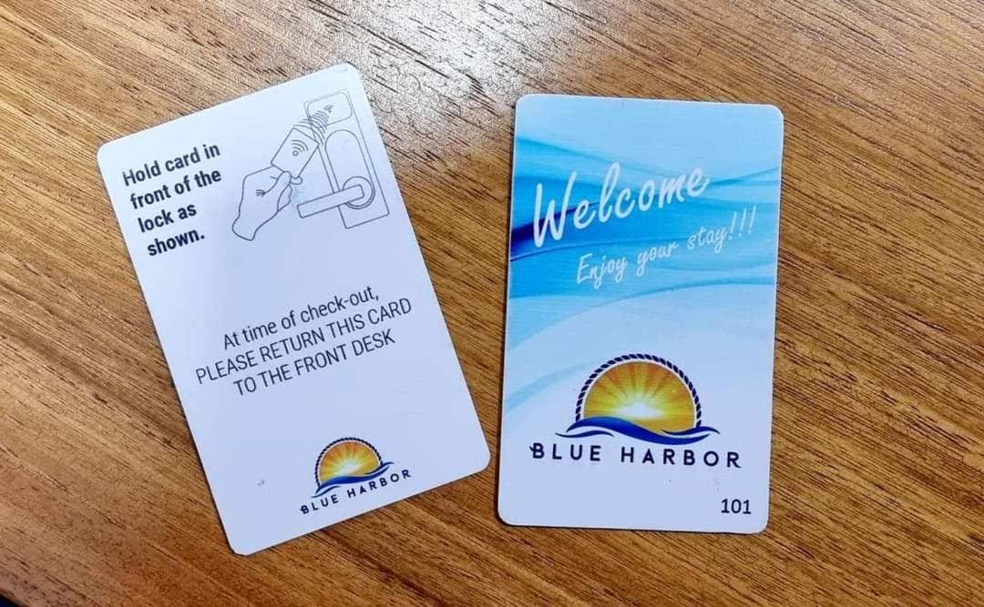 Blue Harbor Hotel Calapan المظهر الخارجي الصورة