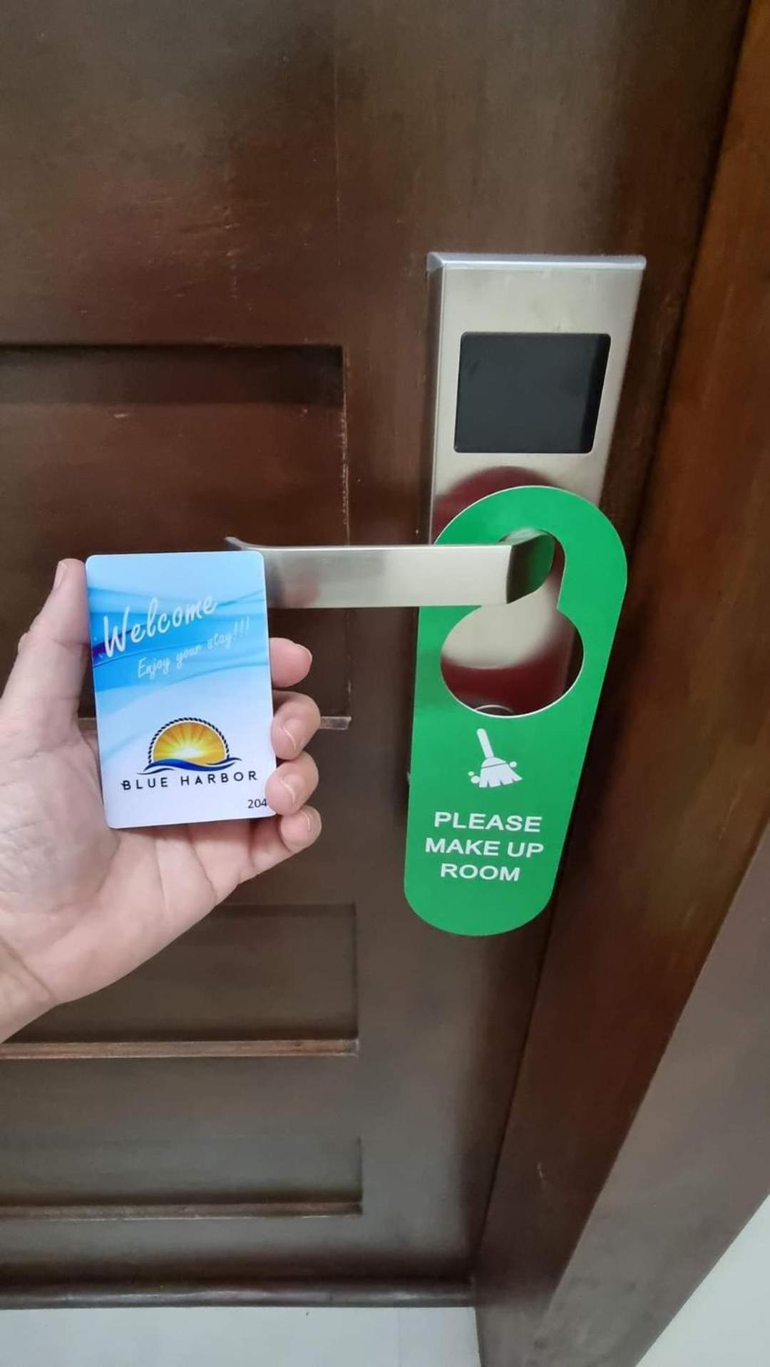 Blue Harbor Hotel Calapan المظهر الخارجي الصورة